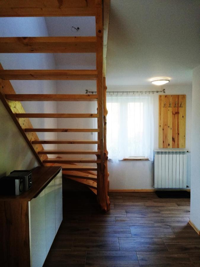 Dom - Nad Potokiem Guest House Lutowiska Eksteriør bilde